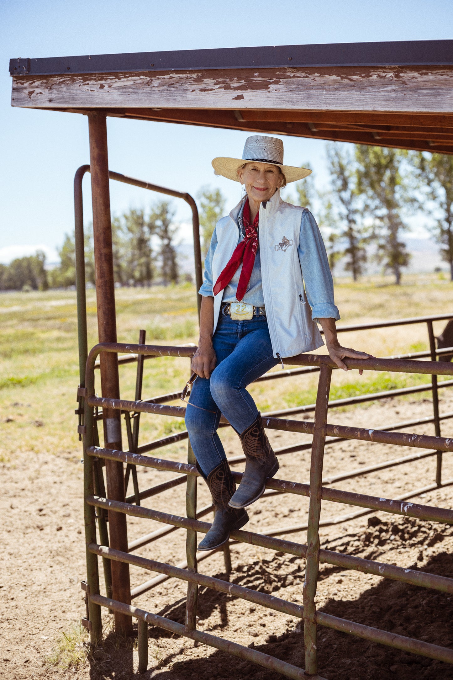 Women's NRCHA Retro Logo Vest