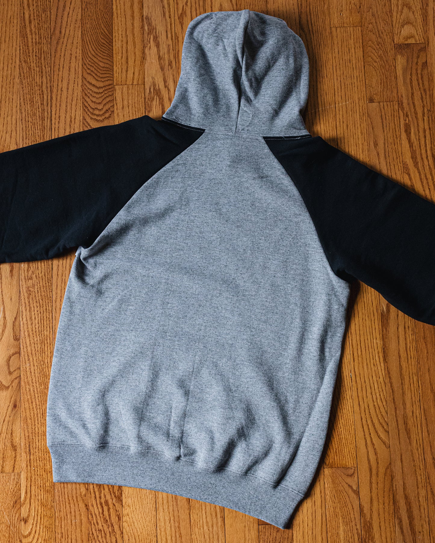 Men's/Unisex NRCHA Colorblock Raglan Hoodie Sweatshirt